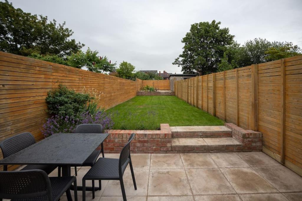 Hereford - Clifton Villa - Beautifully Presented House Located A Short Walk From City Centre - Sleeps 6 Guests - Perfect For Exploring Hereford - Hosted By Rentmyhouse Eksteriør bilde
